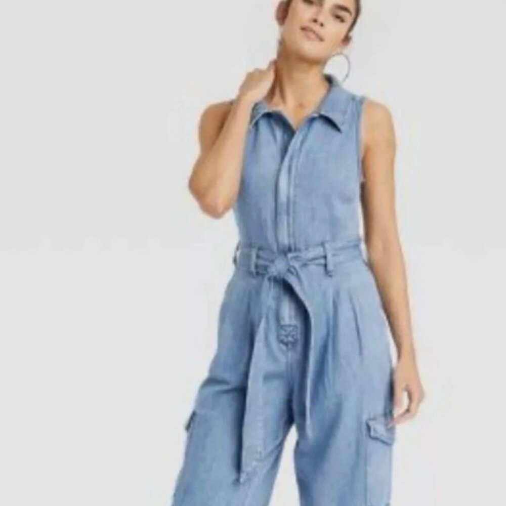 Size 10 - Universal Thread Jumpsuit Womens Denim Cargo Sleeveless